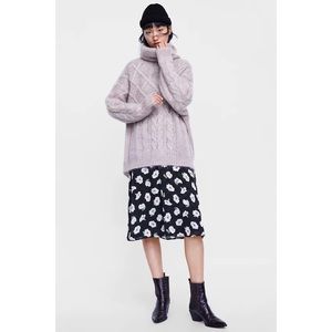 New Zara Limited Ed Cable Knit Sweater (Sz: M)